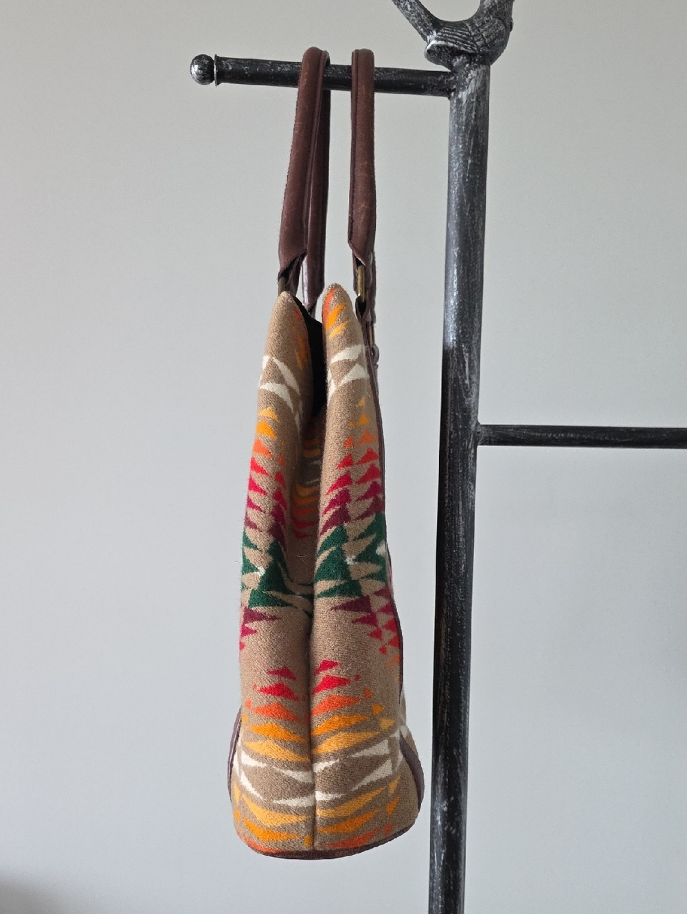 Pendleton Southwestern-style Wool Tote Bag - Picture 8 of 14